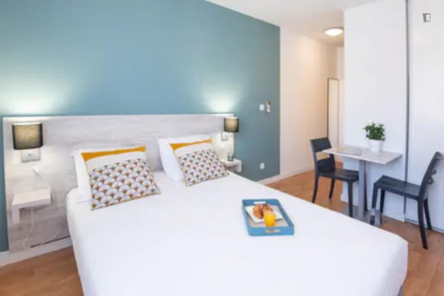 Splendid studio in Le Tholonet