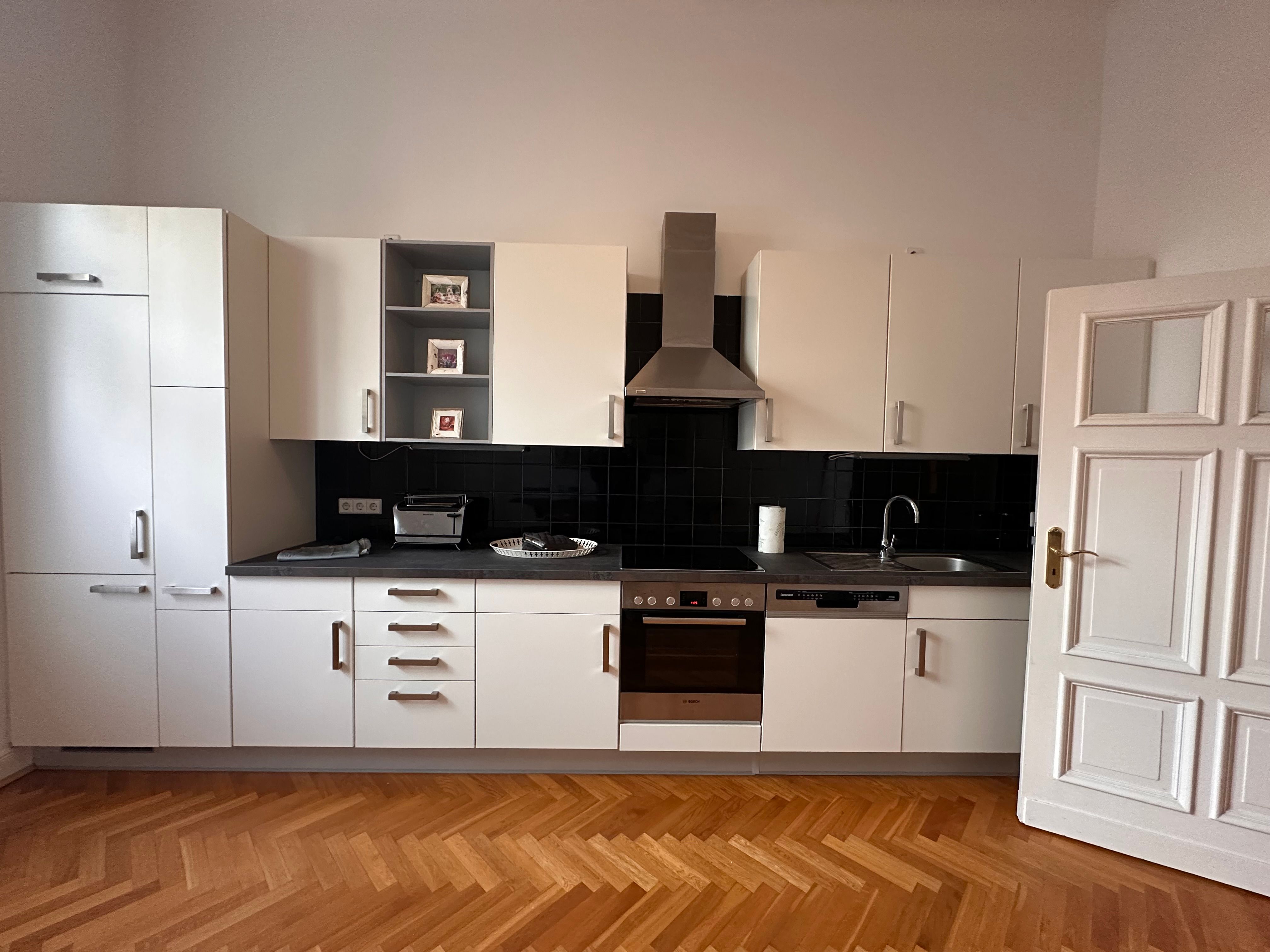  Spacious Elegant Apartment In Berliner Vorstadt, Potsdam  -  Spacious elegant apartment in Berliner Vorstadt, Potsdam  - Gallery -  10