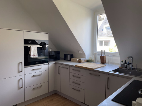 Bright 2 Rooms Flat Near Cologne | Registration | Long-Term Ready