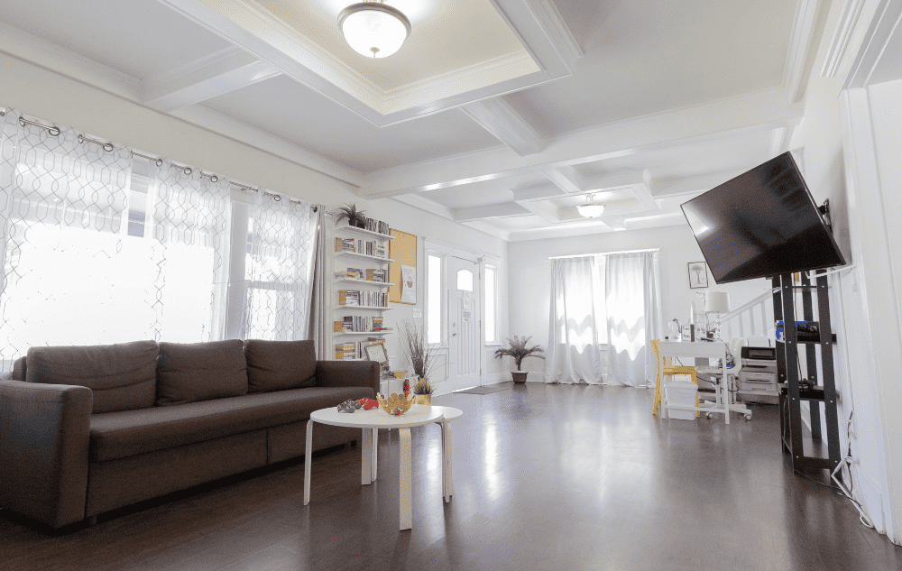 Shared Room - Hollywood Carlos - Gallery - 3