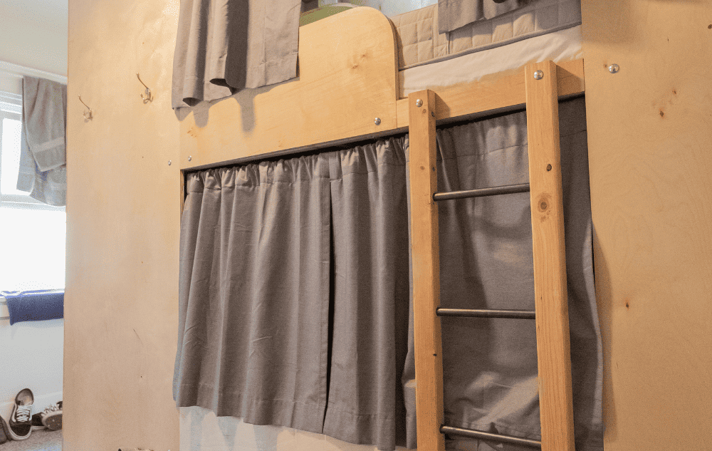  Shared Room  -  Hollywood Carlos  - Gallery -  1