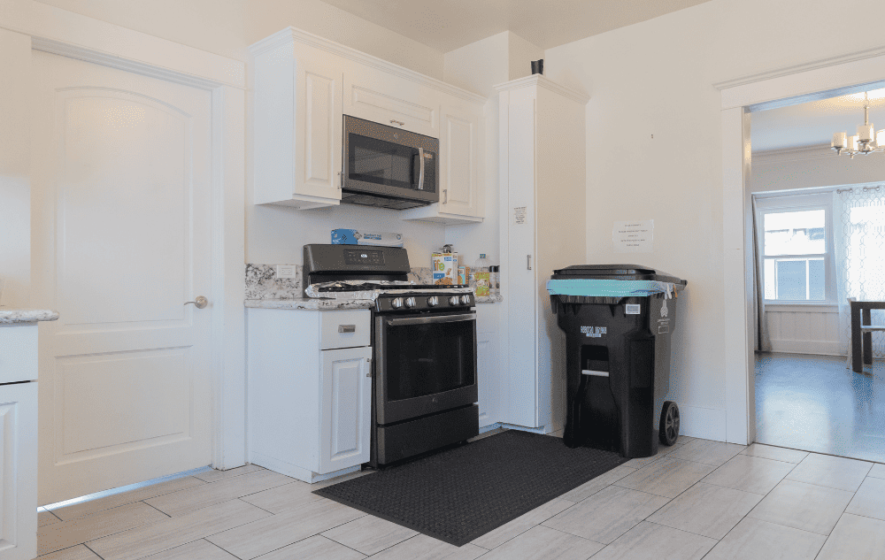 Shared Room - Hollywood Carlos - Gallery - 2