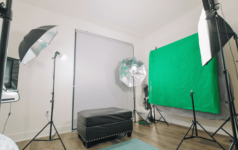 Quadruple Room - West LA - Gallery - 11