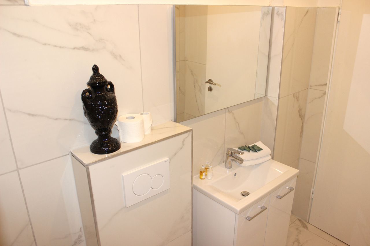  Flat  -  Cute home located in Köln  - Gallery -  5