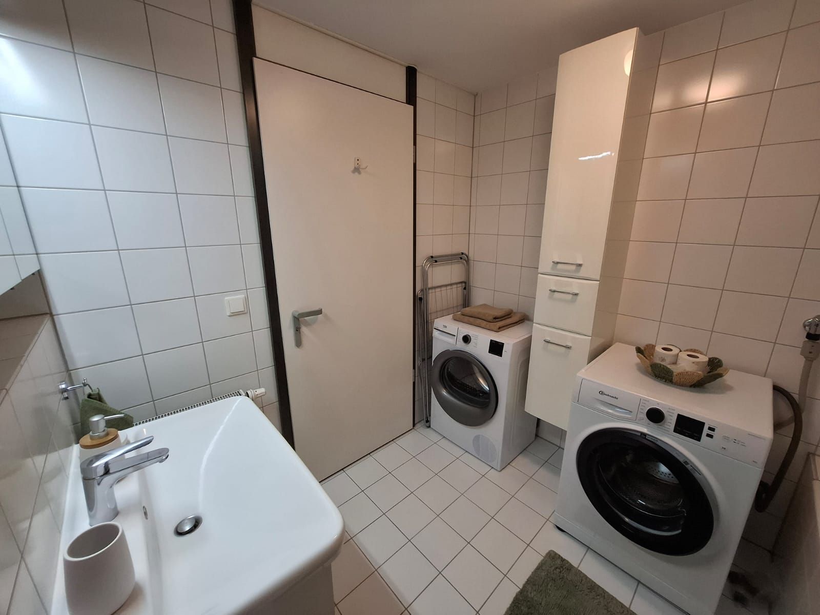  Perfect & Wonderful Studio In Bensheim  -  Perfect & wonderful studio in Bensheim  - Gallery -  13
