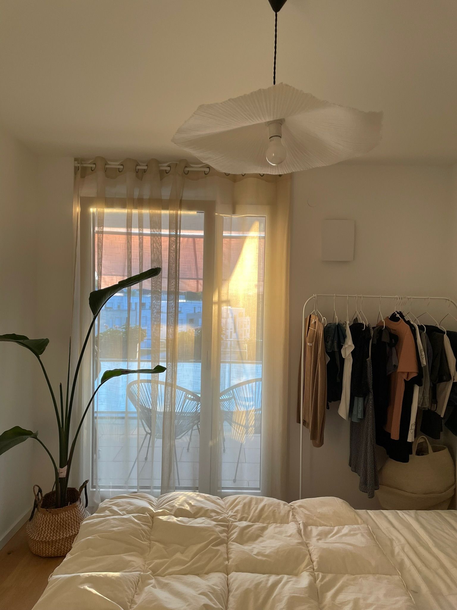 Top 4-Room Designer Furnished Apartment With Balcony Near Leonberg City Park: Central, Bright, Luxur - 9