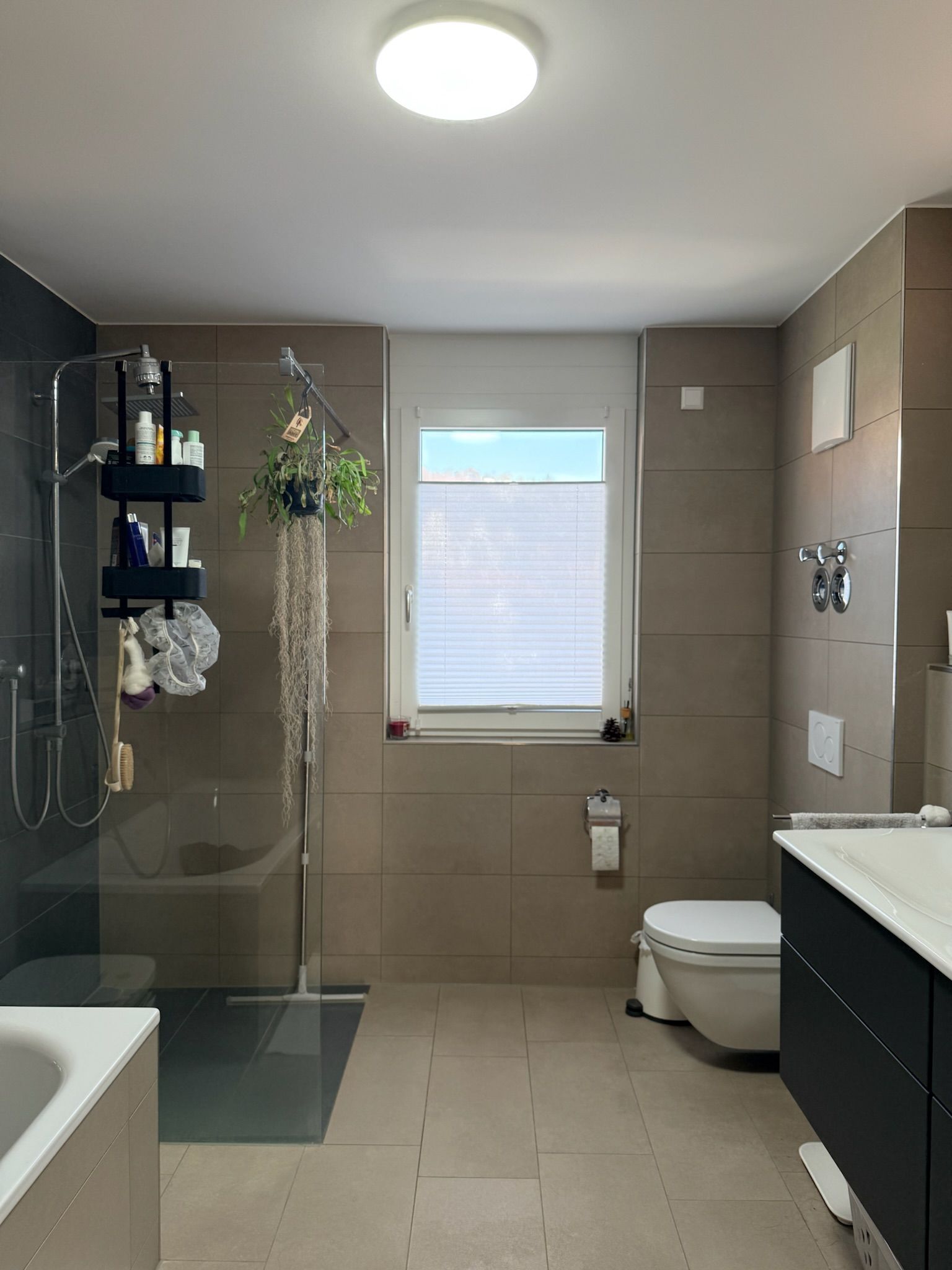 Top 4-Room Designer Furnished Apartment With Balcony Near Leonberg City Park: Central, Bright, Luxur - 5