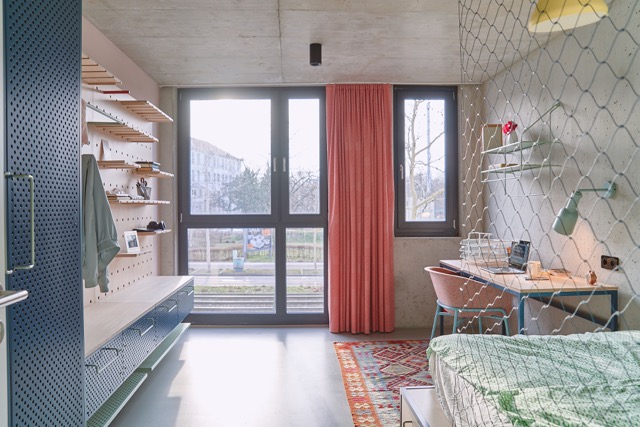 Single Shared Kitchen - 3