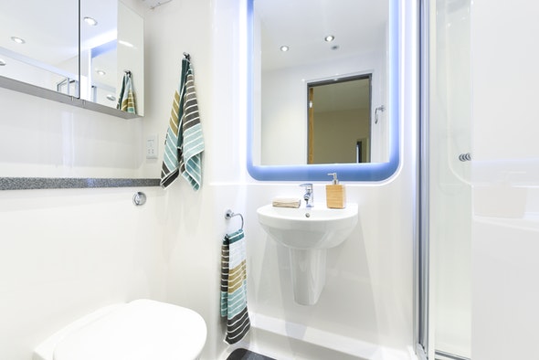  En-Suite Bronze Plus  -  John Bell House Roost  - Gallery -  2