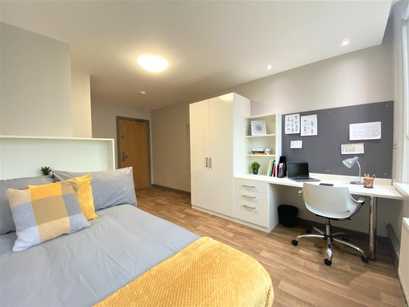  En-Suite Silver  -  John Bell House Roost  - Gallery -  1