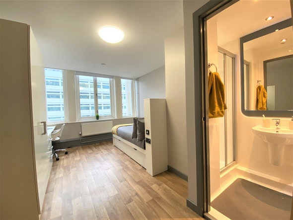  En-Suite Silver  -  John Bell House Roost  - Gallery -  3