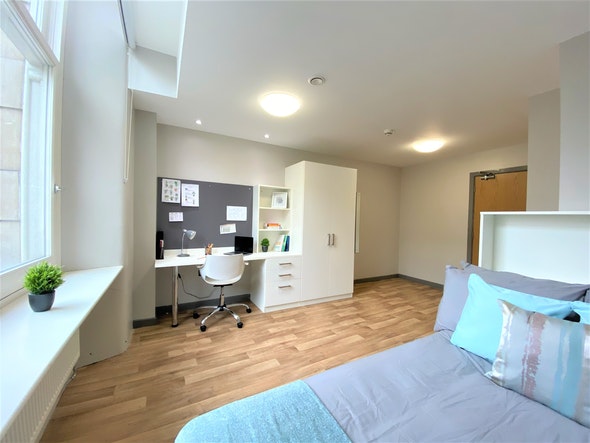  En-Suite Gold  -  John Bell House Roost  - Gallery -  1