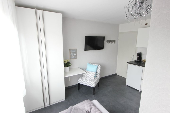 Fully Furnished Mini Studio Apartment in Karlsruhe