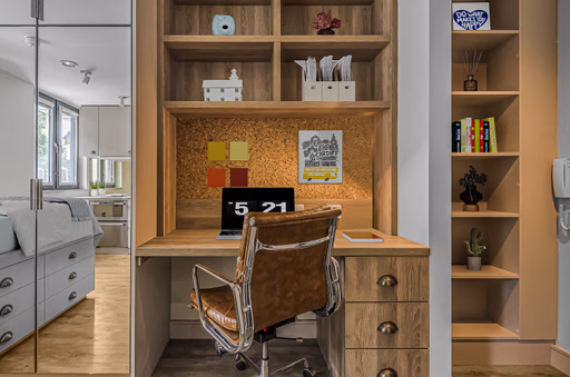  Gold Studio  -  Canvas The Parade  - Gallery -  4