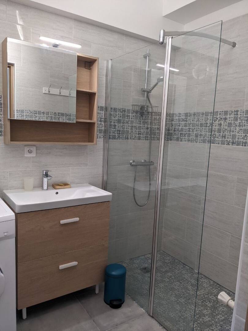  Private Room In A Flatshare  -  68m² Private room in a flatshare for 3 people  - Gallery -  7