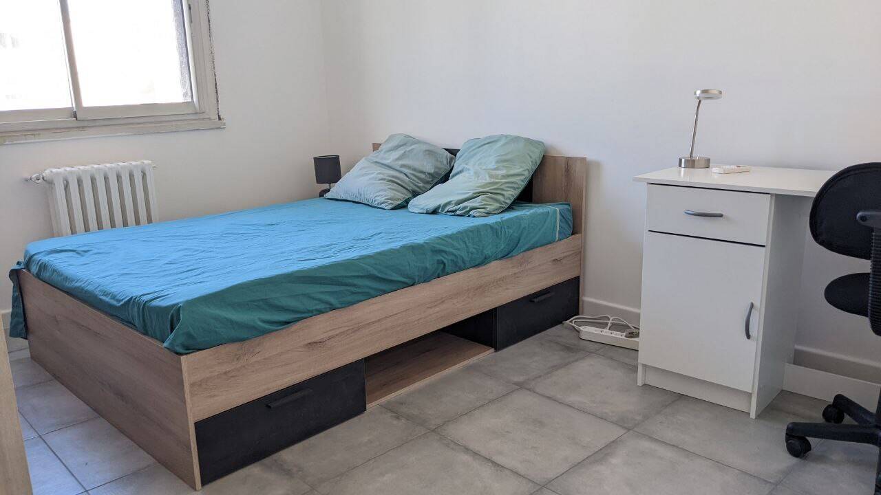 Private Room In A Flatshare - 68m² Private room in a flatshare for 3 people - Gallery - 2