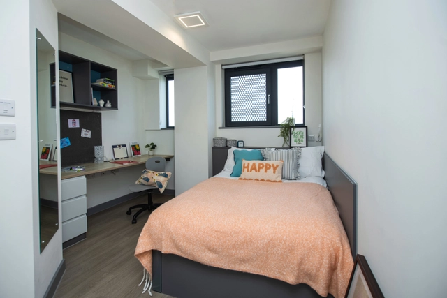  Bronze Ensuite  -  Canvas Capital House  - Gallery -  1