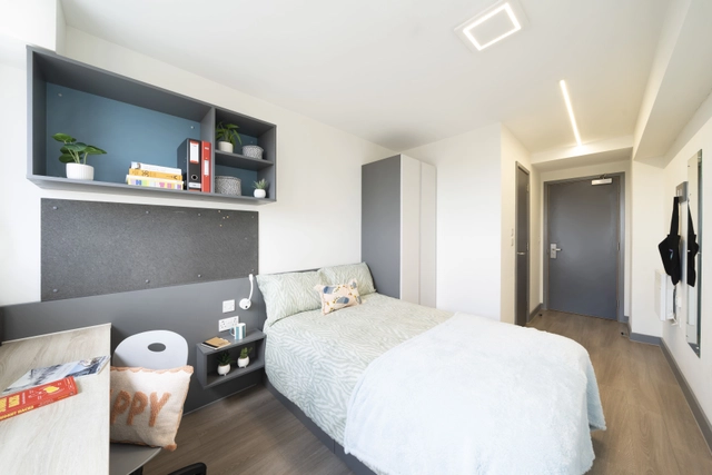  Silver Ensuite  -  Canvas Capital House  - Gallery -  3