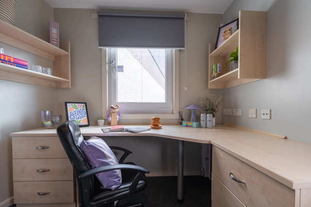 Platinum Ensuite - Canvas The Heights - Gallery - 2