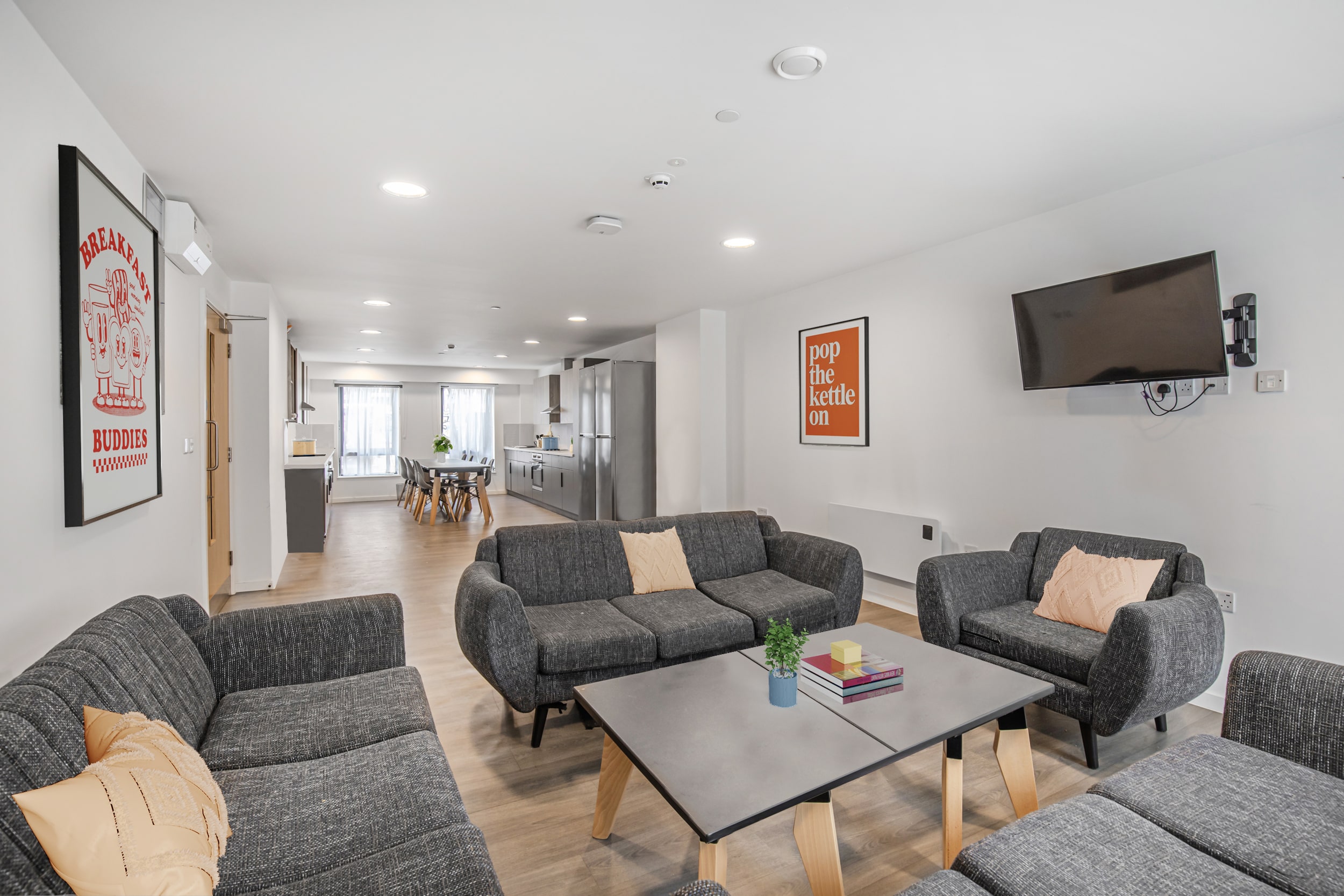 BRONZE EN SUITE - Canvas Bristol - Gallery - 6