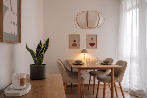 Bright 54 m² 1-bedroom flat with balcony and parking — 5 min to Hauptbahnhof - Gallery - 25
