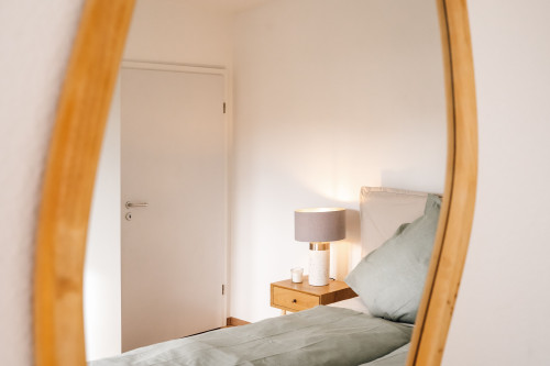 Bright 54 m² 1-bedroom flat with balcony and parking — 5 min to Hauptbahnhof - Gallery - 14