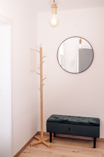 Bright 54 m² 1-bedroom flat with balcony and parking — 5 min to Hauptbahnhof - Gallery - 2