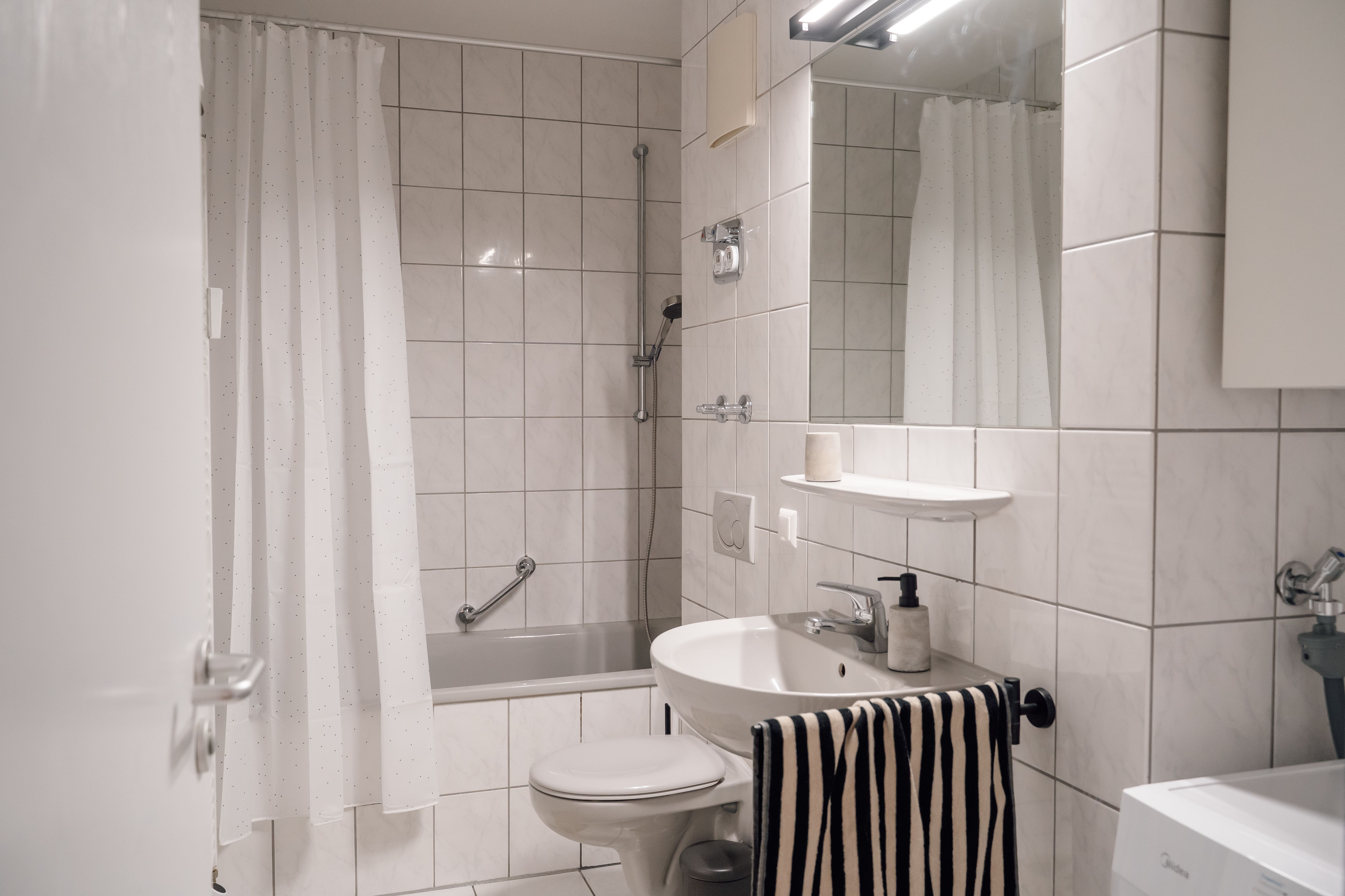Bright 54 M² 1-Bedroom Flat With Balcony And Parking — 5 Min To Hauptbahnhof - 8
