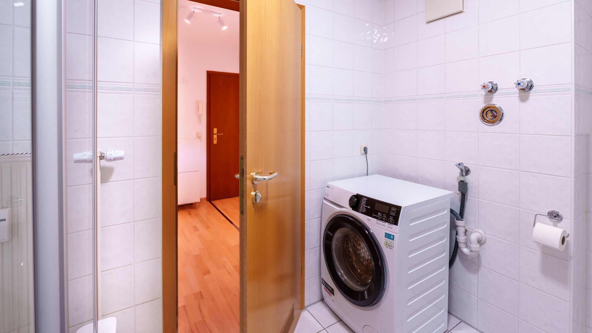  Perfect And Charming Studio In Gersthofen  -  Perfect and charming studio in Gersthofen  - Gallery -  5