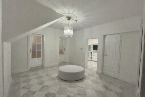 Historic charm meets modern luxury – live in the heart of the city - Gallery - 23