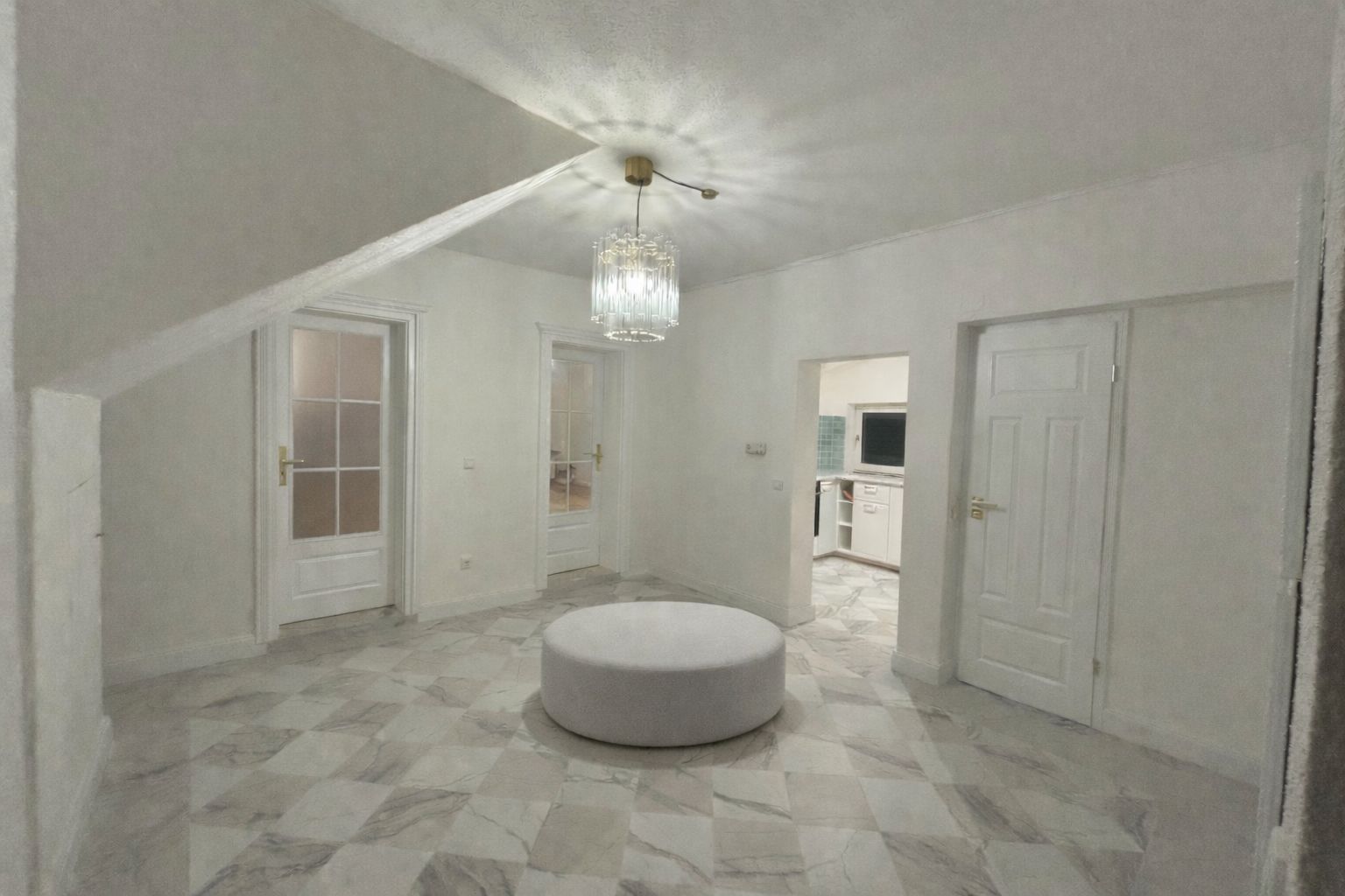 Historic Charm Meets Modern Luxury – Live In The Heart Of The City - 22