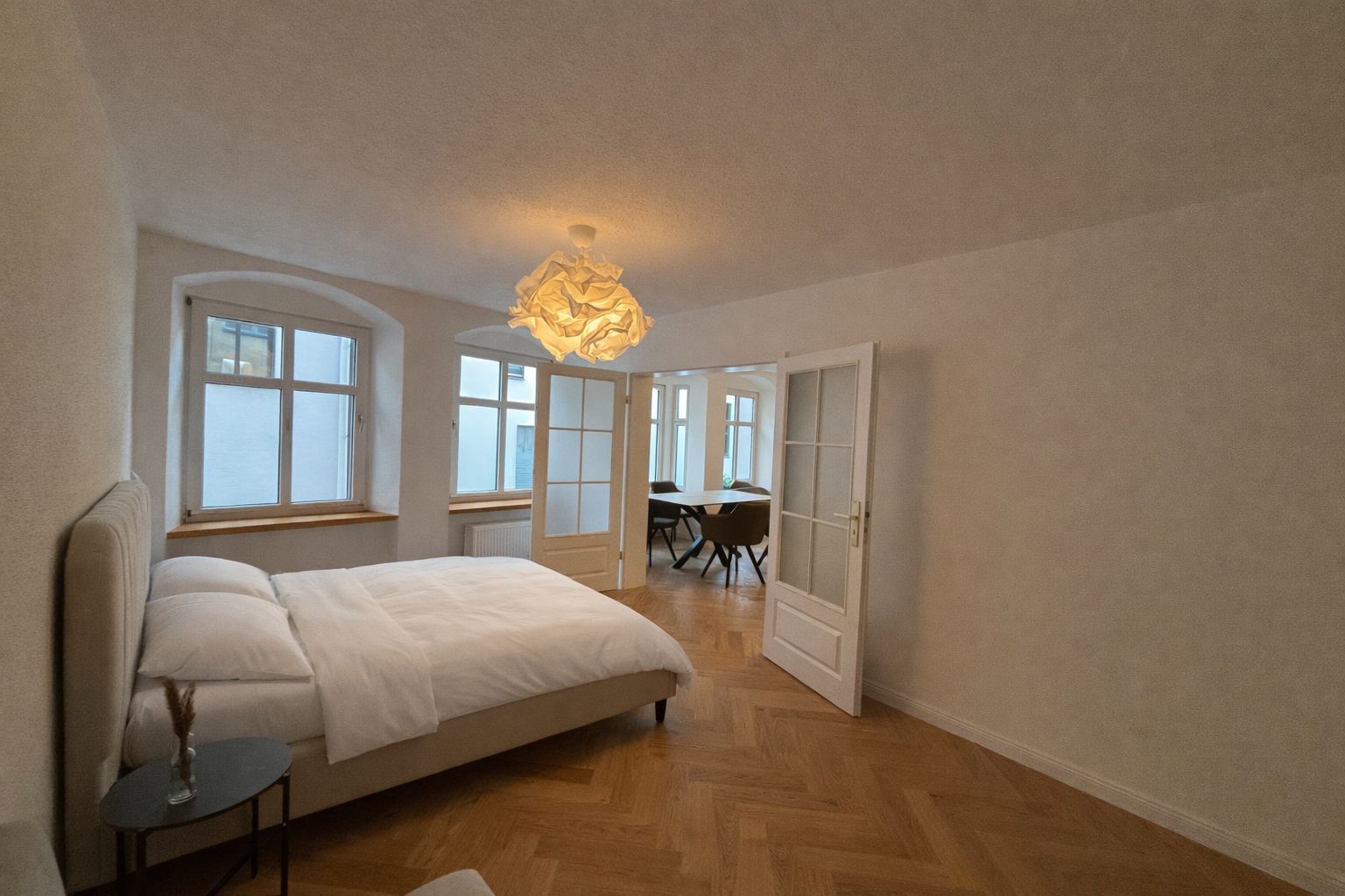 Historic Charm Meets Modern Luxury – Live In The Heart Of The City - 27