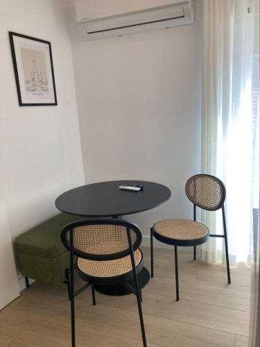 Cozy 1 Bedroom Apartment close to University of Coimbra