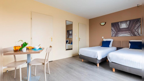 Sublime studio in Magny-les-Hameaux