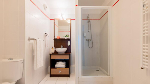 inviting 1-bedroom apartment in Magny-les-Hameaux