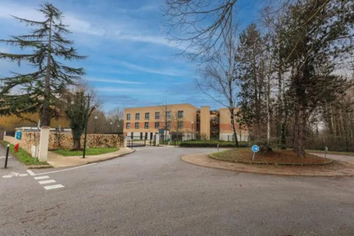 Excellent 1-bedroom apartment in Magny-les-Hameaux - Gallery - 9