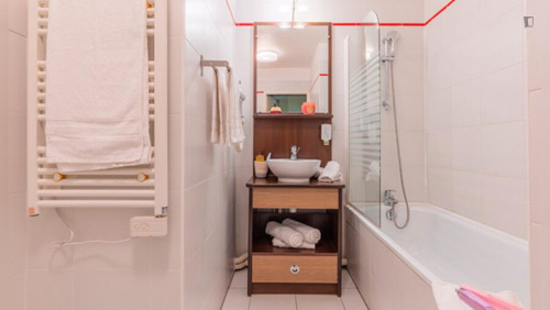 Excellent 1-bedroom apartment in Magny-les-Hameaux