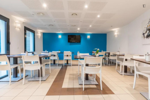 Excellent 1-bedroom apartment in Magny-les-Hameaux - Gallery - 8