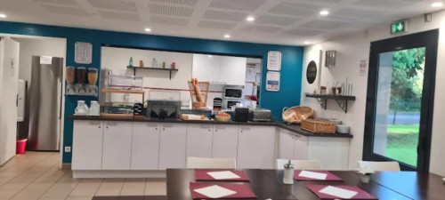 Excellent 1-bedroom apartment in Magny-les-Hameaux - Gallery - 14