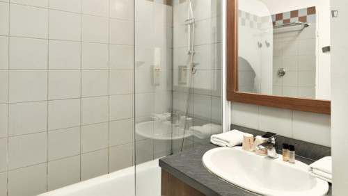 Charming 1-bedroom apartment in Roissy-en-France