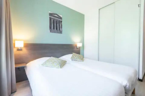 Nice studio near Nîmes train station