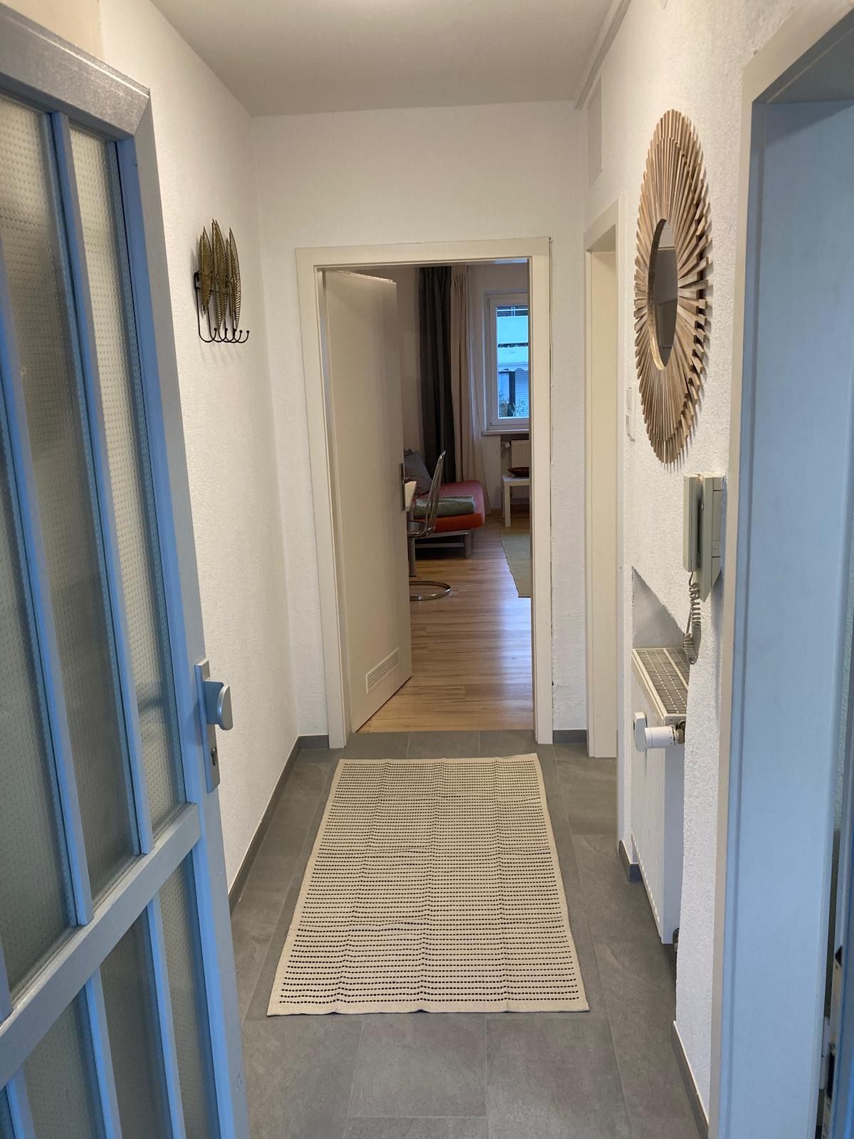 Charming, Fantastic And Freshly Renovated 1,5 Room Apartment In Neu-Ulm Midtown - 11
