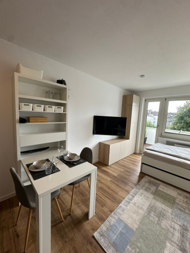 Furnished Apartment in Düsseldorf Wersten/Bilk – First-Time Occupancy After Renovation