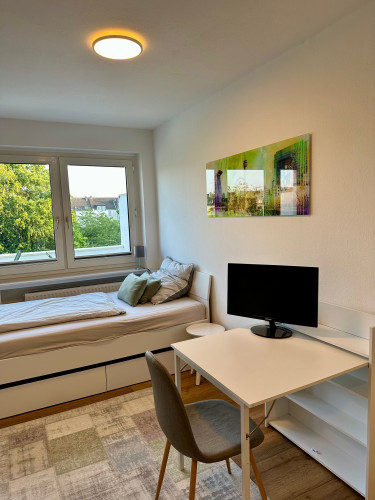 Furnished Apartment in Düsseldorf Wersten/Bilk – First-Time Occupancy After Renovation