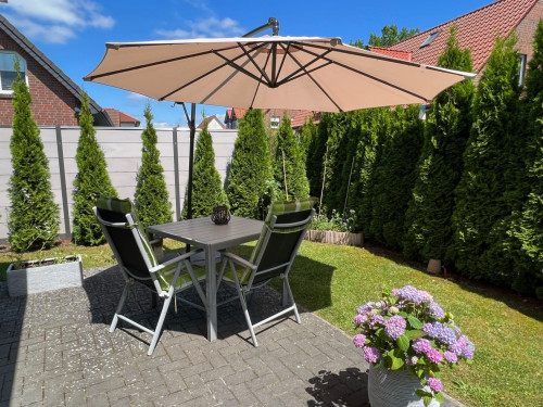 Comfortable home with terrace, garden and fiber optic internet in a quiet location near the lake and forest