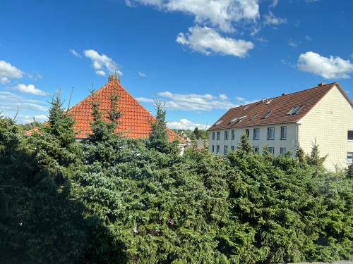 Large Stylish Apartment With Balcony And Two Bathrooms In Braunschweig