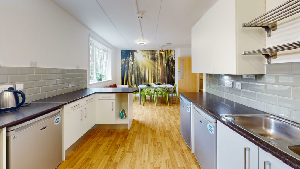 Ensuite - 4