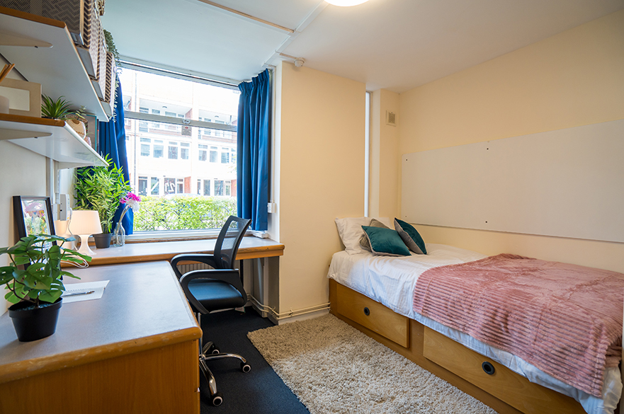 Budget Ensuite - 1