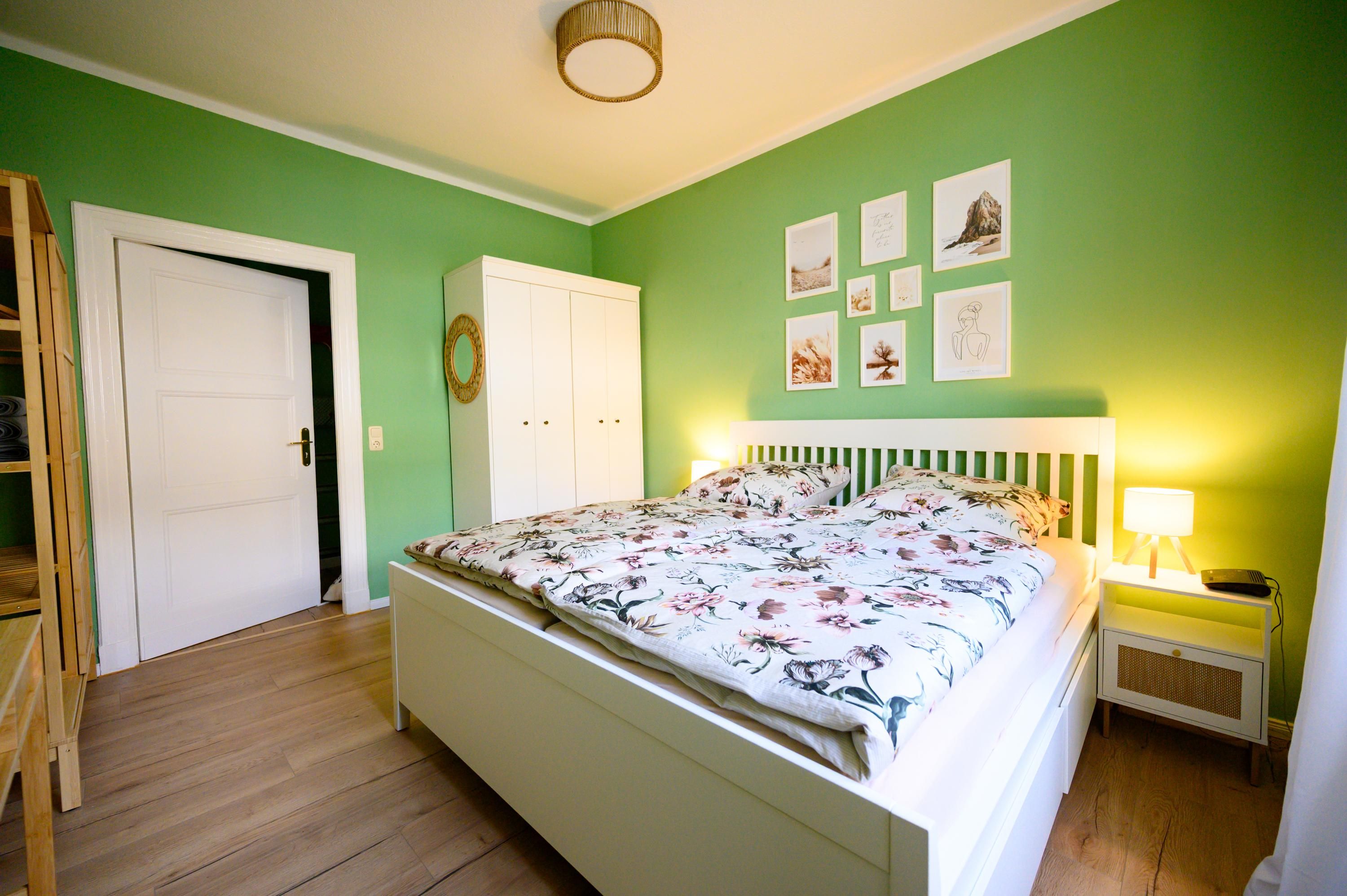 Modern Furnished Apartment Near The Alter Strom Warnemünde – Ideal For Business Stays - 29