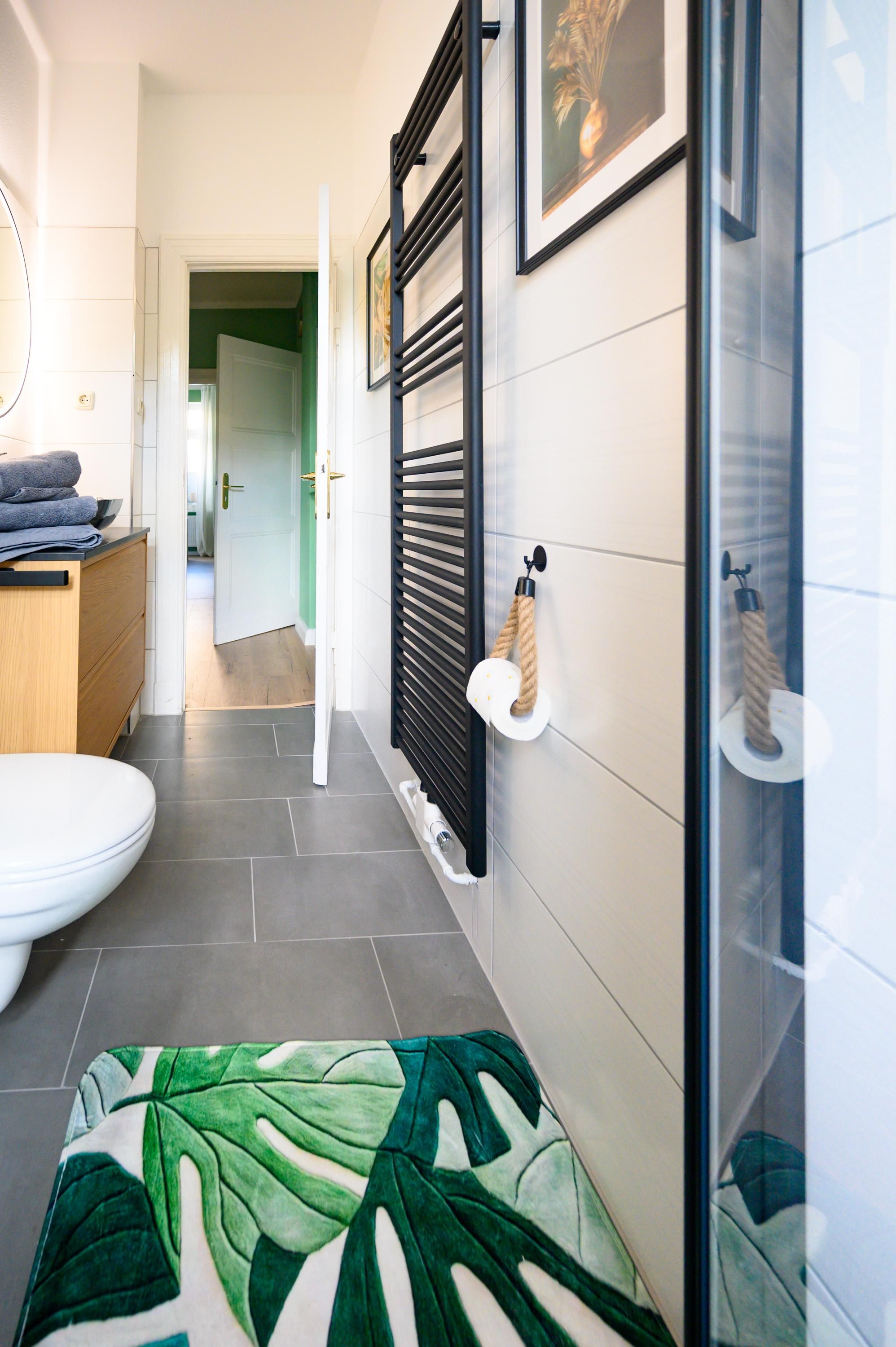 Modern Furnished Apartment Near The Alter Strom Warnemünde – Ideal For Business Stays - 14